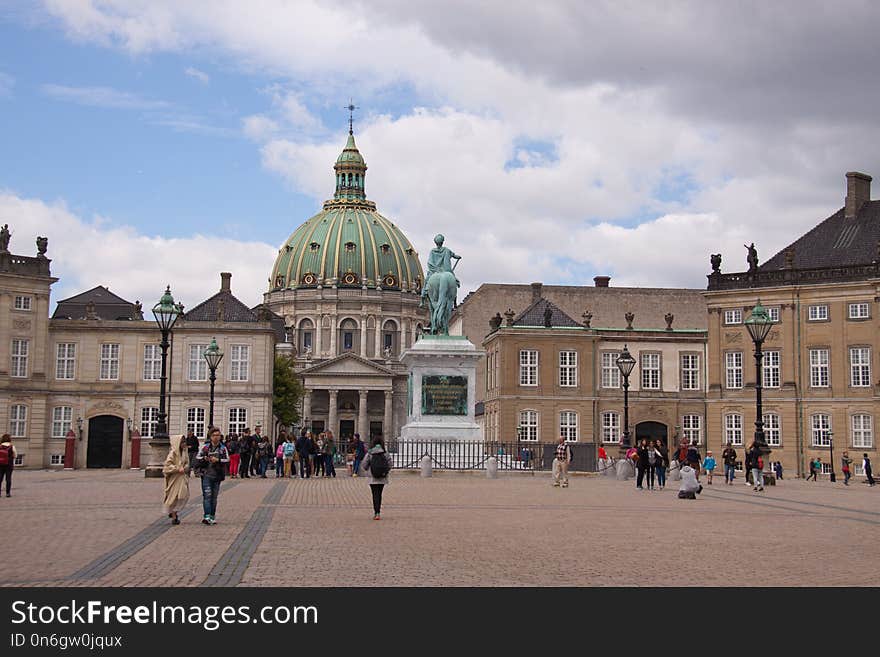 Sky, Landmark, Château, Palace