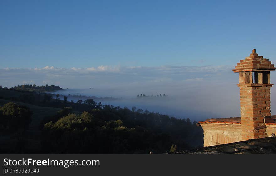 Sky, Landmark, Historic Site, Hill Station