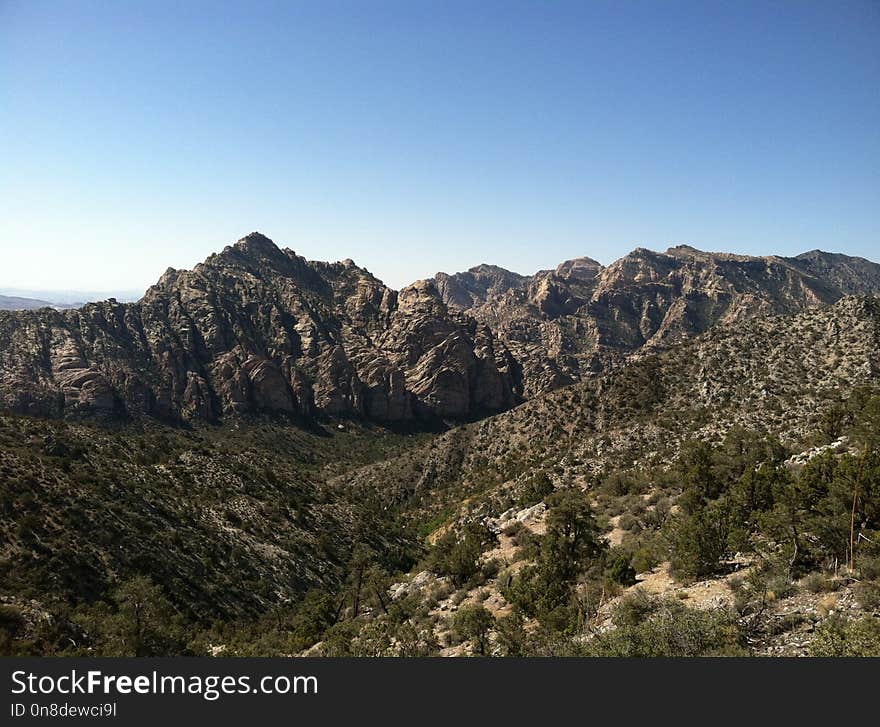 Chaparral, Mountainous Landforms, Mountain, Sky