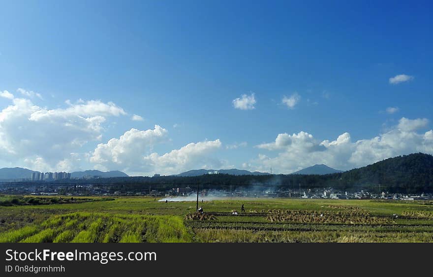 Sky, Grassland, Highland, Field