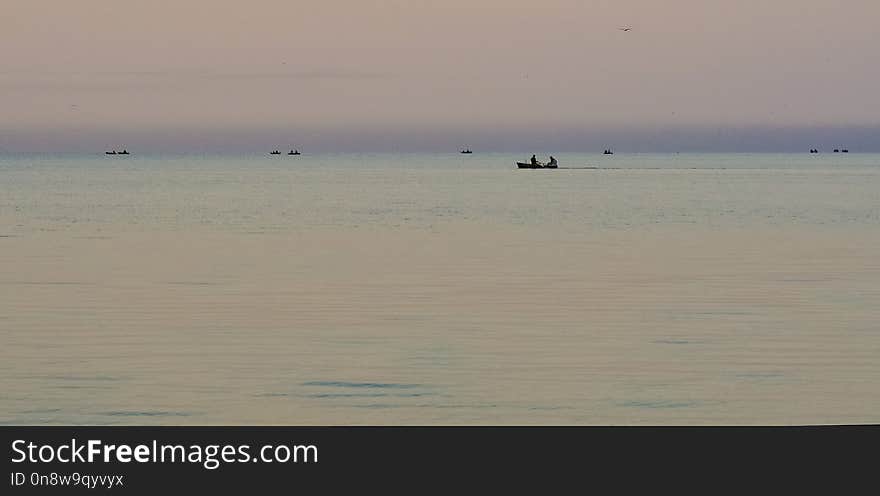 Sea, Horizon, Coastal And Oceanic Landforms, Sky