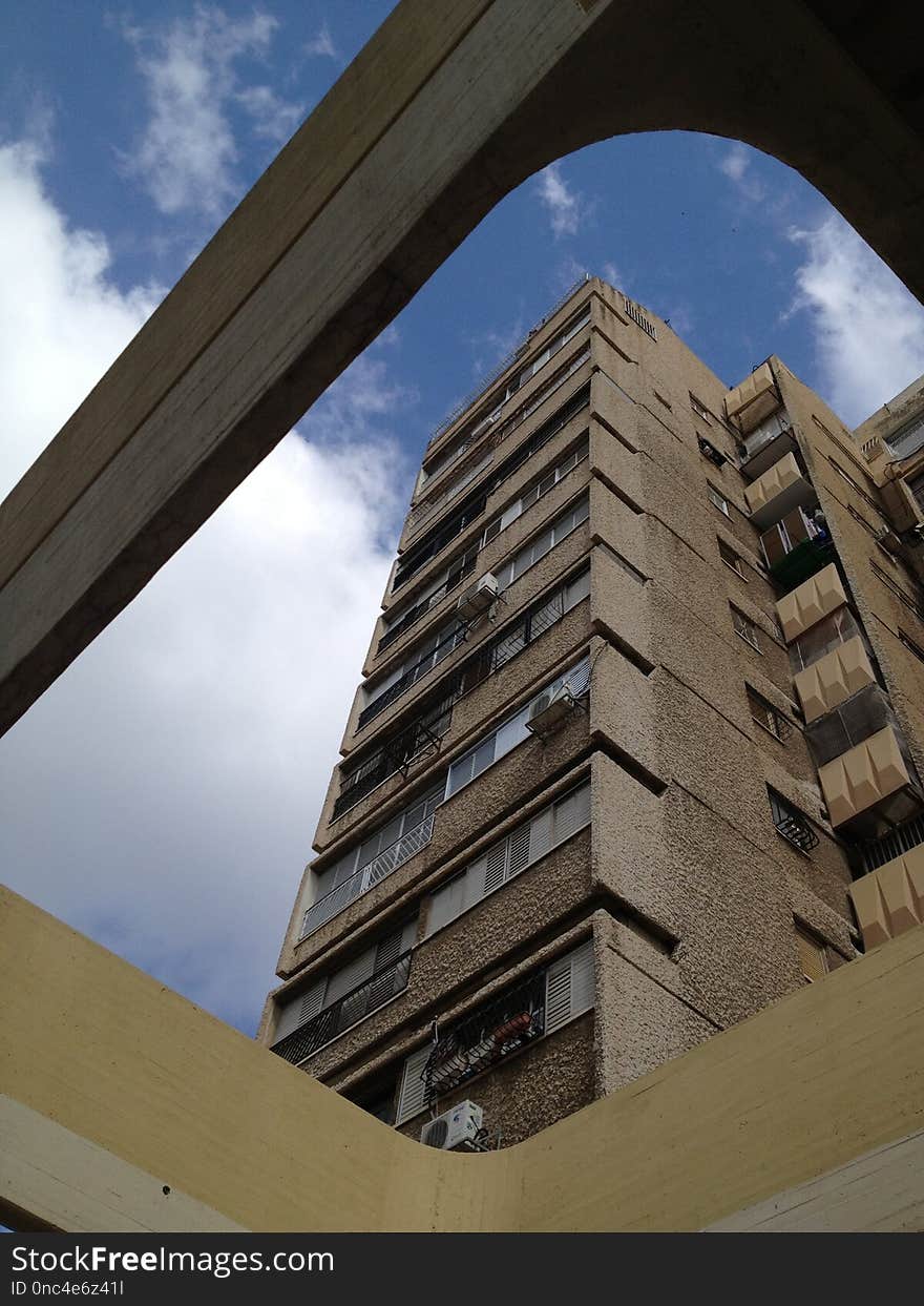 Building, Landmark, Condominium, Sky