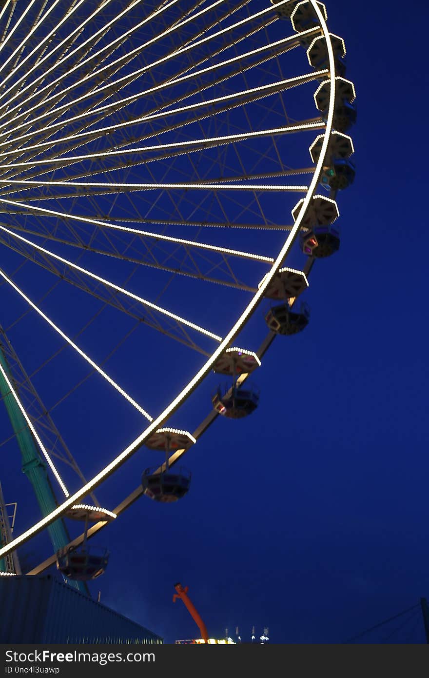 Ferris Wheel, Tourist Attraction, Sky, Recreation