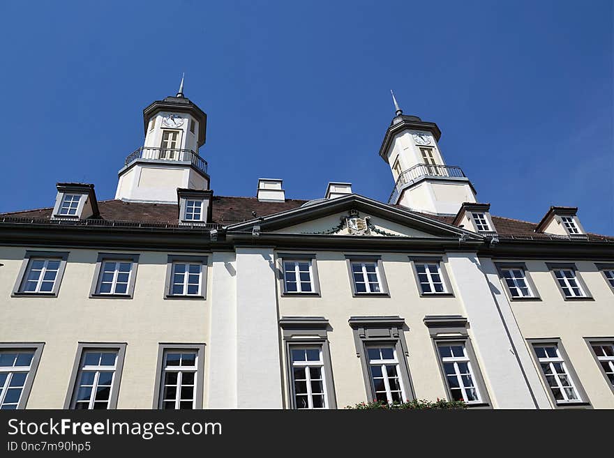 Building, Landmark, Sky, Town