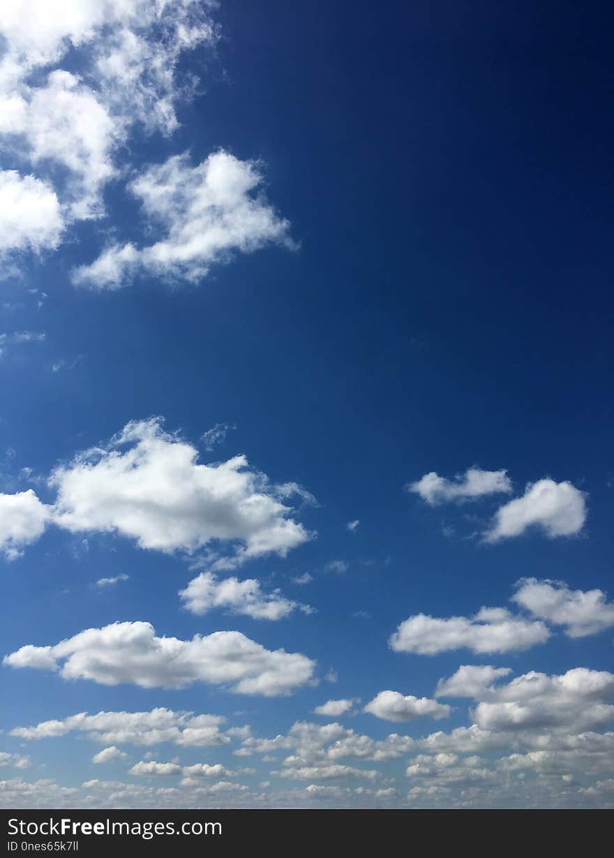 Sky, Cloud, Daytime, Blue