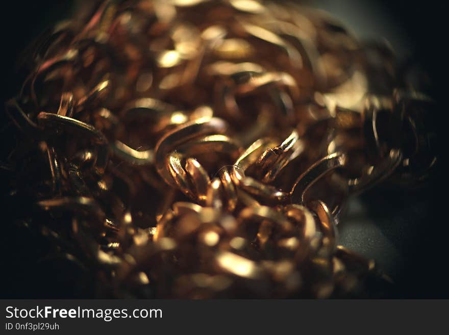 Gold chain in a macro close up