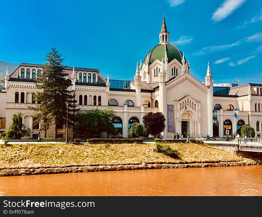 Landmark, Tourist Attraction, Building, City