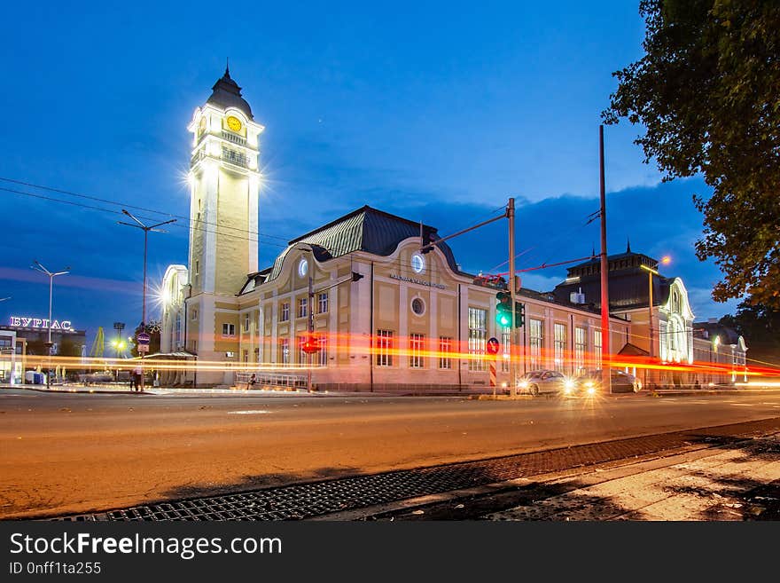 Landmark, Building, Sky, Town