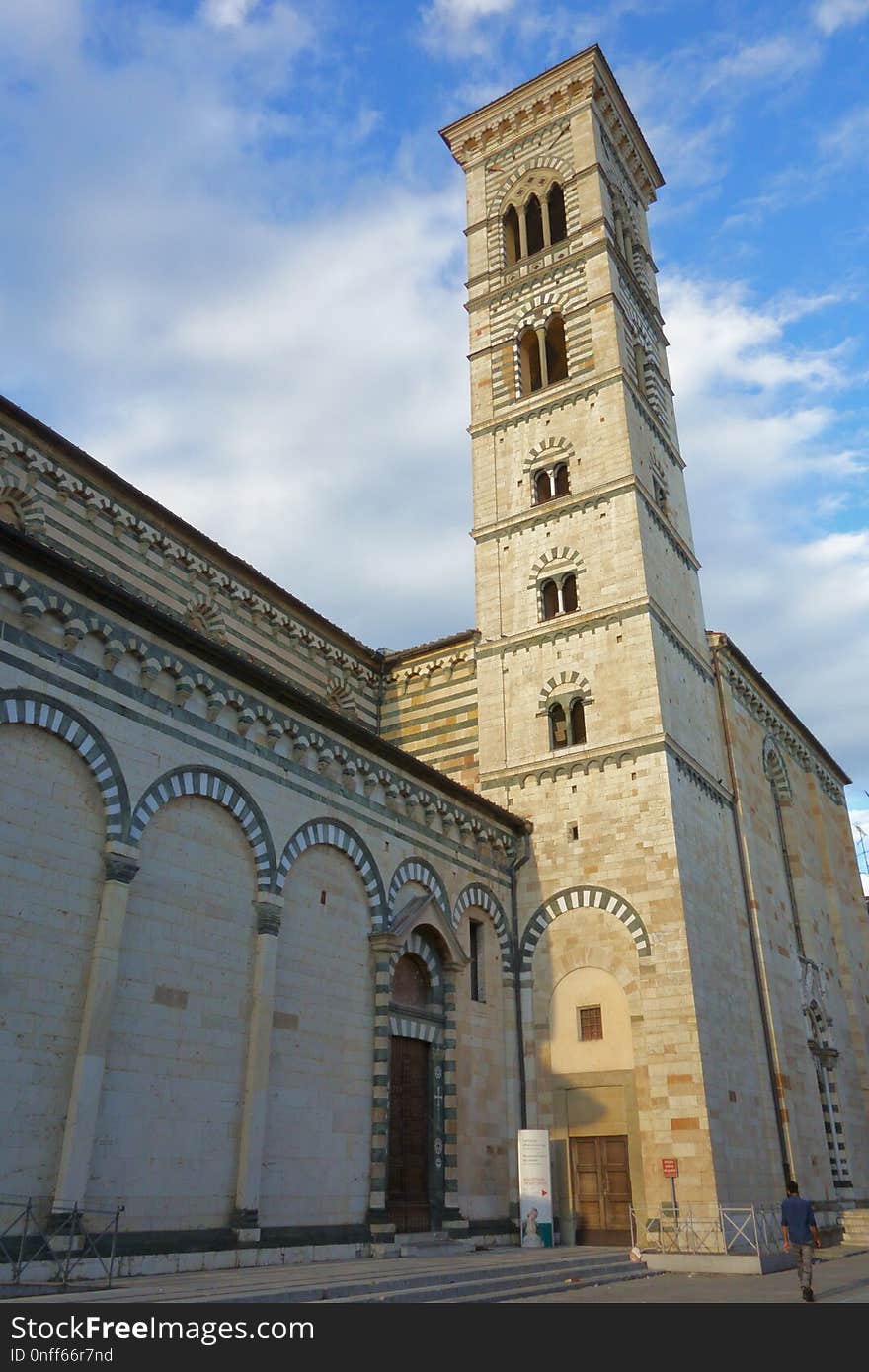 Building, Historic Site, Medieval Architecture, Sky