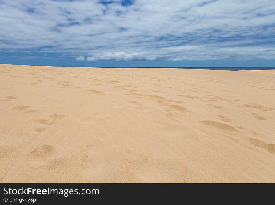 Sky, Erg, Aeolian Landform, Singing Sand