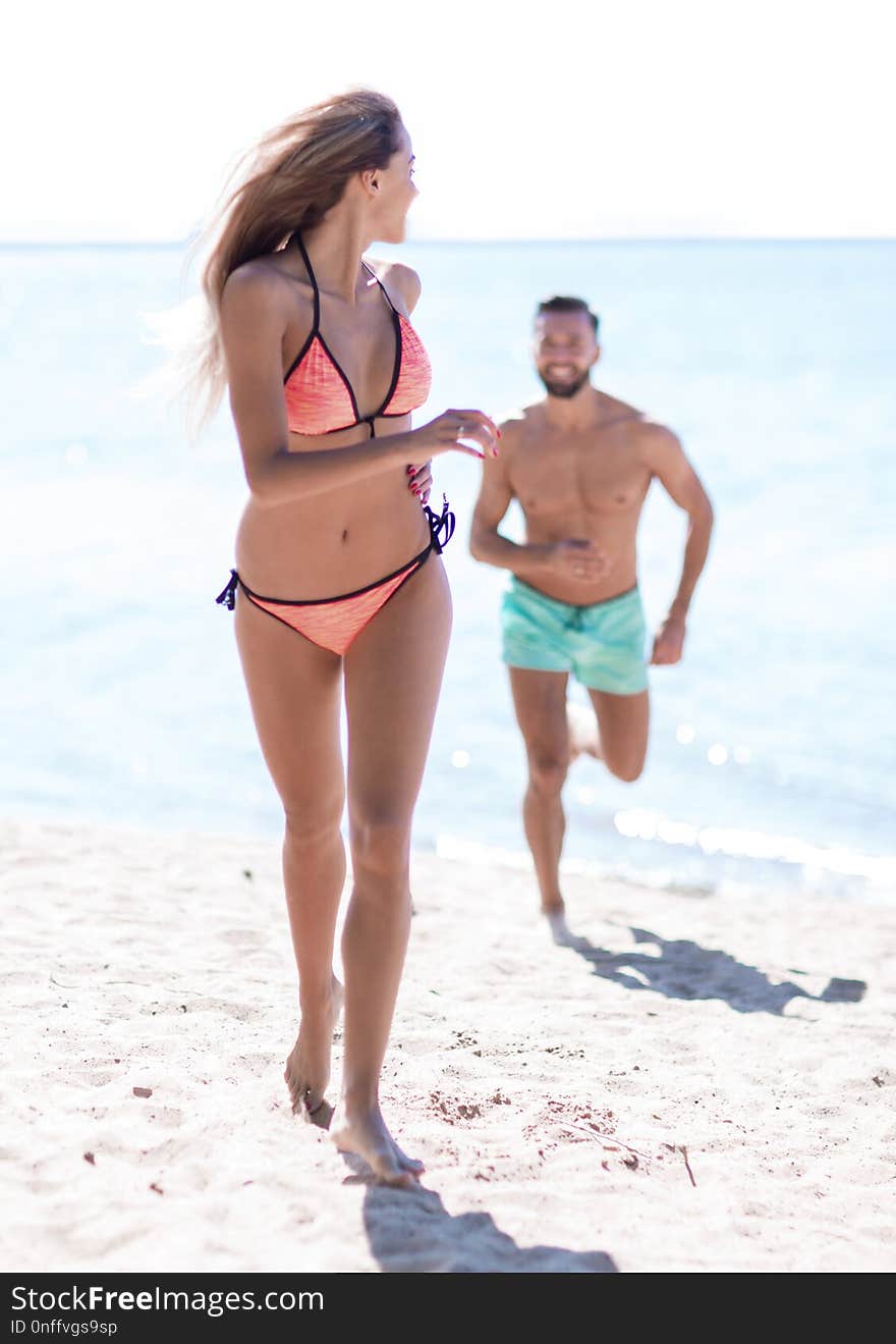 Happy Fun Beach Vacations Couple Walking Together Laughing Havin