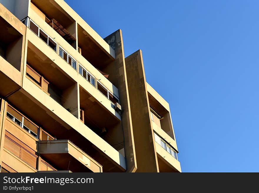 Building, Sky, Commercial Building, Residential Area