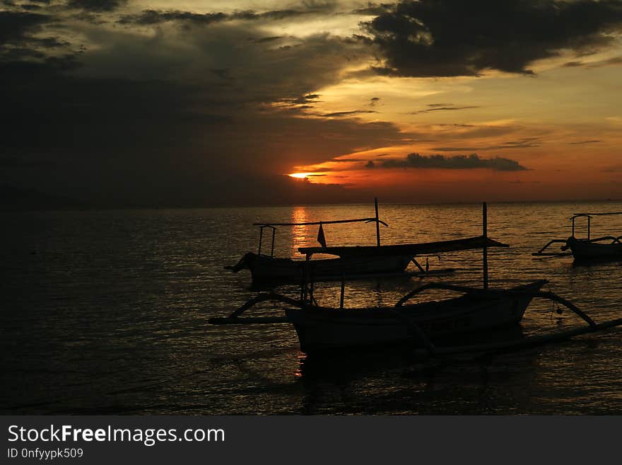 Sky, Horizon, Sunset, Body Of Water