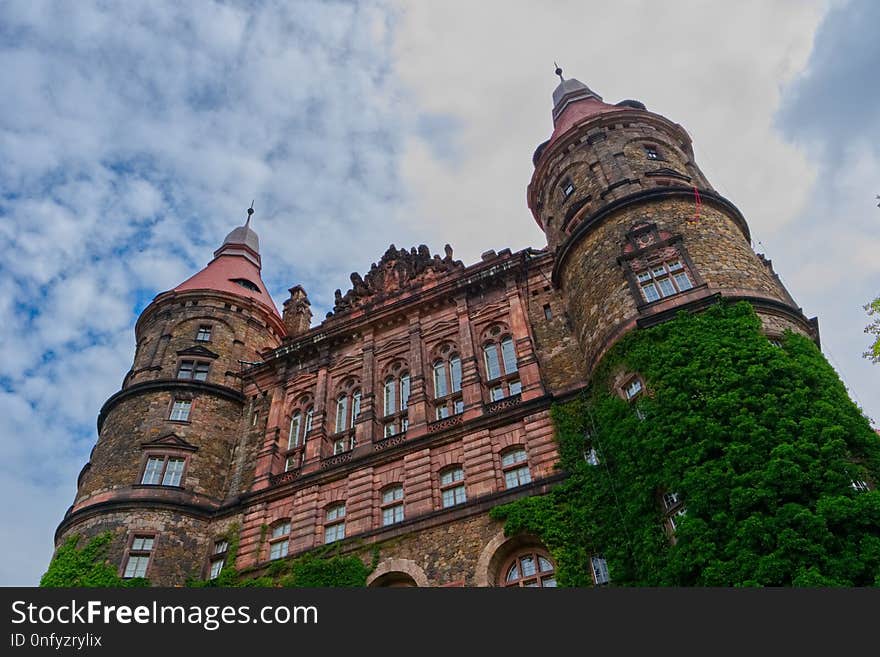 Historic Site, Landmark, Sky, Medieval Architecture