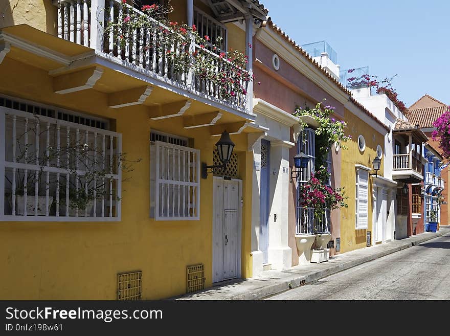 Town, Neighbourhood, Property, Balcony