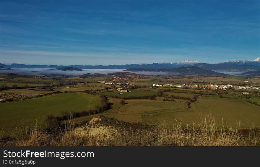 Highland, Grassland, Sky, Plain