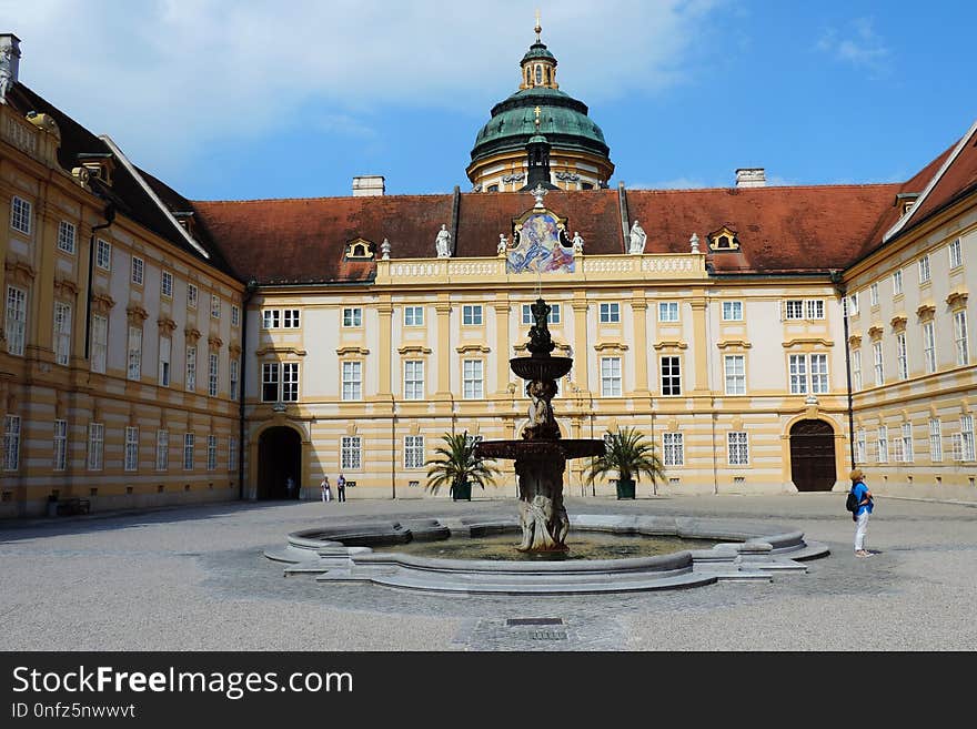 Château, Palace, Town Square, Building