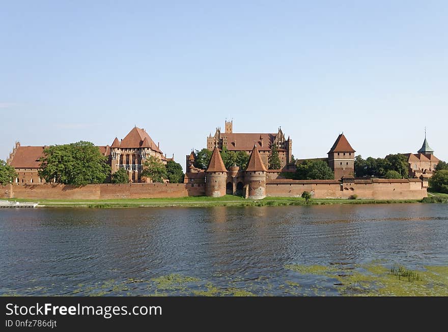 Waterway, Sky, Water Castle, Château