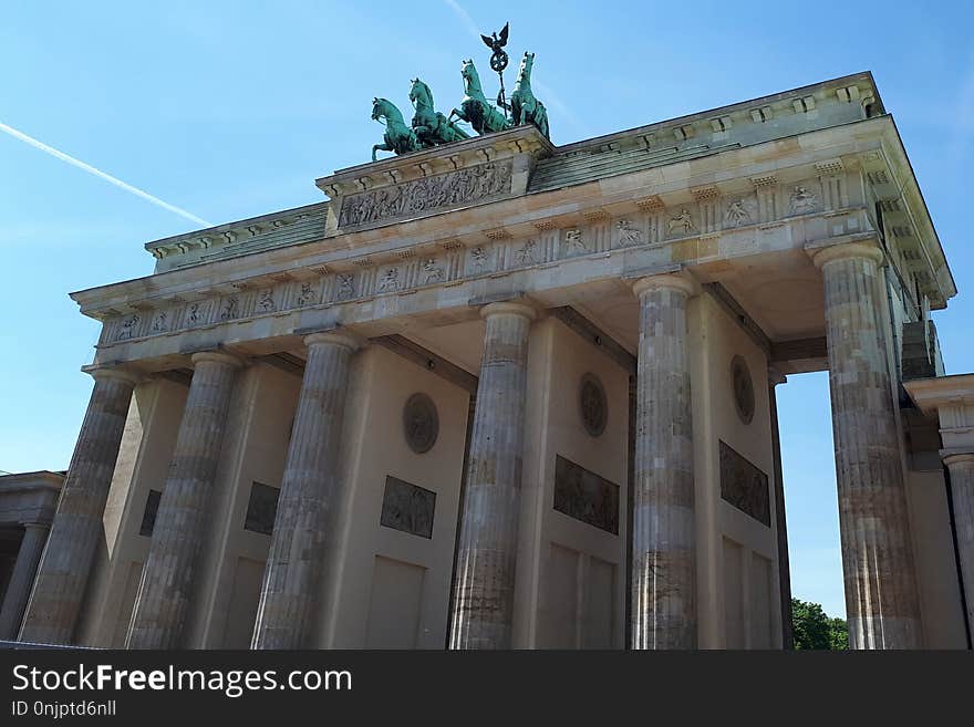 Landmark, Classical Architecture, Historic Site, Building