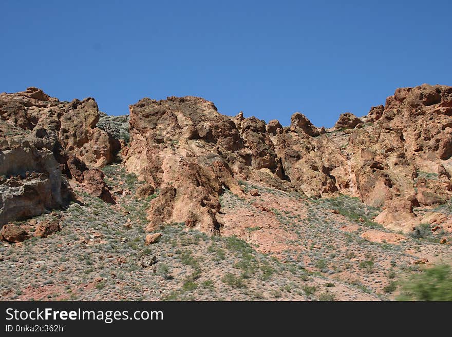 Rock, Badlands, Sky, Shrubland