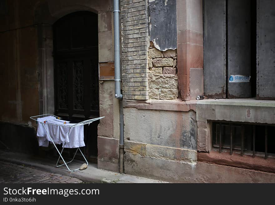 Infrastructure, Window, Urban Area, Wall