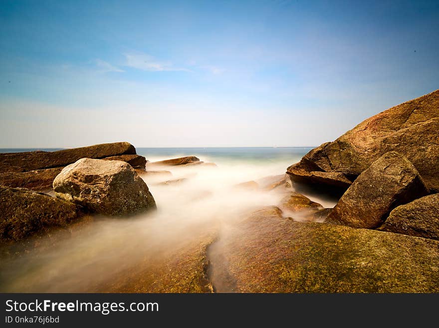 Sea, Body Of Water, Sky, Water