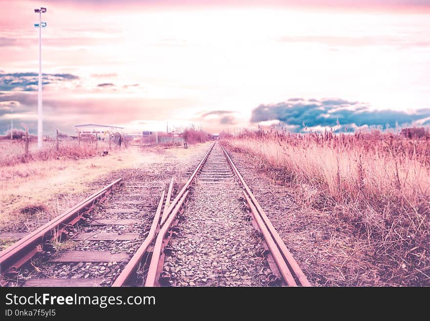 Track, Sky, Horizon, Transport