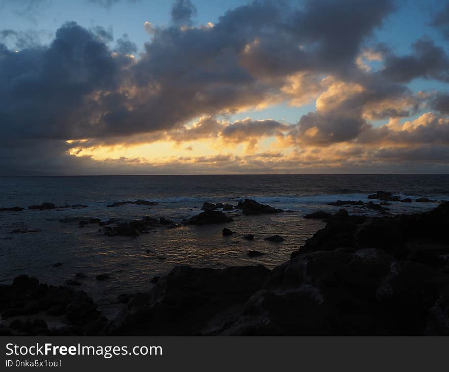 Sea, Sky, Body Of Water, Horizon