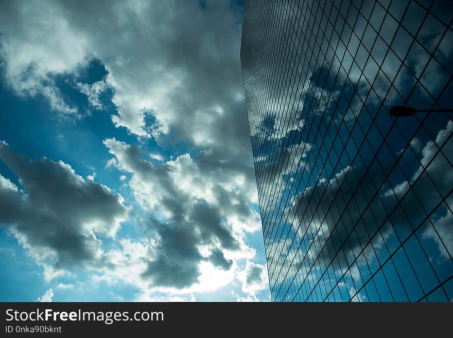 Sky, Cloud, Blue, Daytime