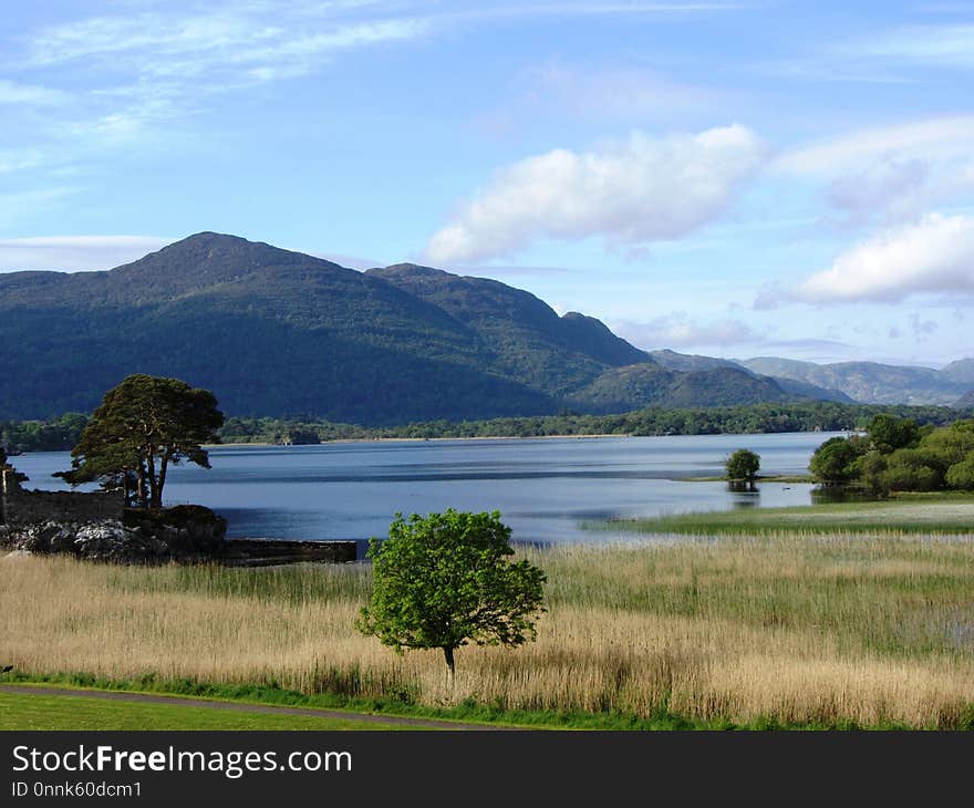 Highland, Loch, Lake, Sky