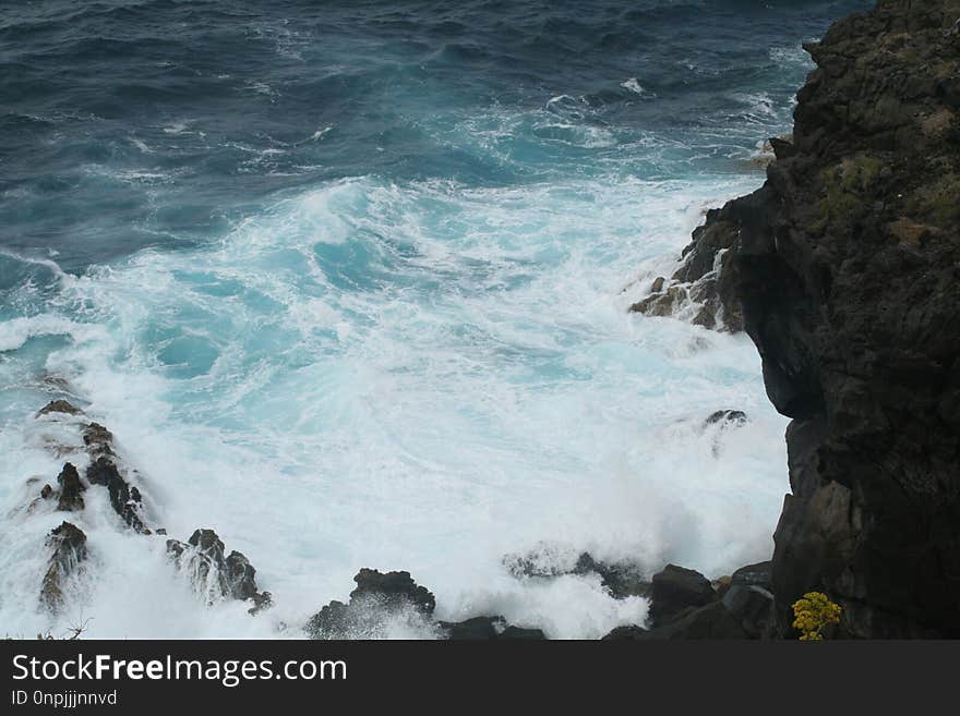 Sea, Body Of Water, Coastal And Oceanic Landforms, Wave