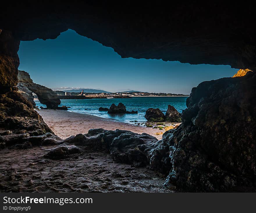 Sea, Body Of Water, Sky, Coastal And Oceanic Landforms