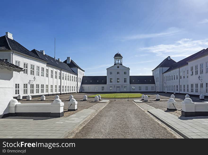 Landmark, Building, Palace, Château