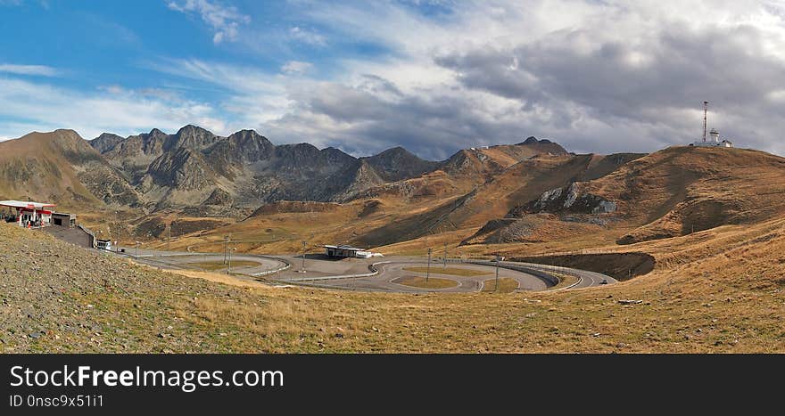 Highland, Mountain Pass, Mountainous Landforms, Mountain Range