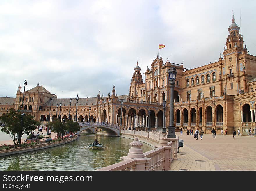 Plaza, City, Waterway, Tourist Attraction