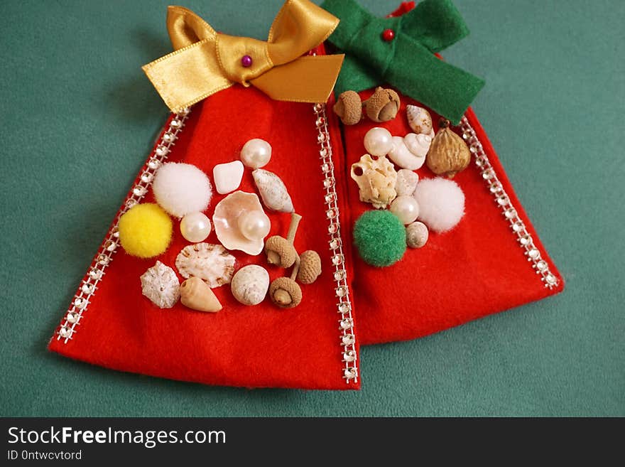 Handmade decorative felt bags for Christmas gifts