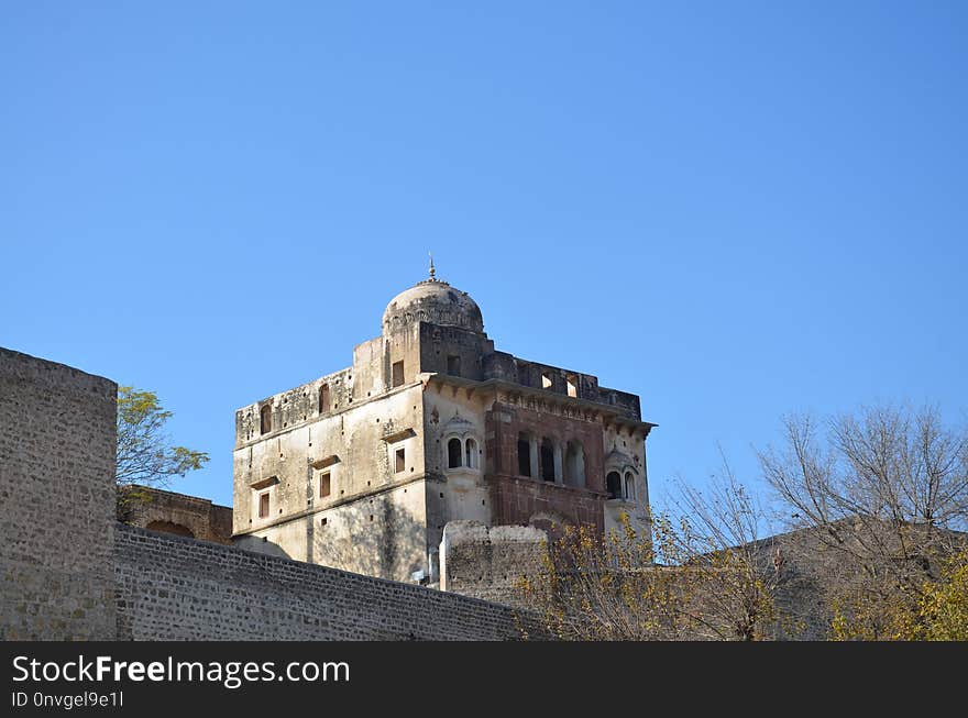 Sky, Historic Site, Landmark, Fortification