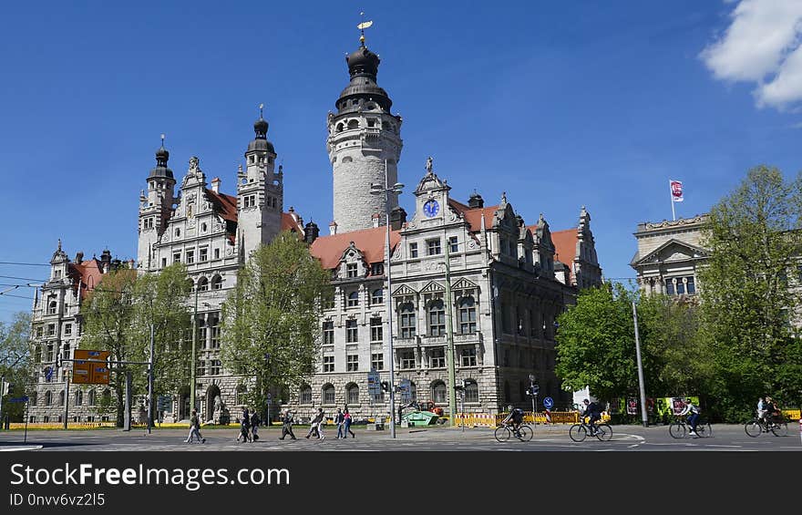 Town, Landmark, Building, Sky