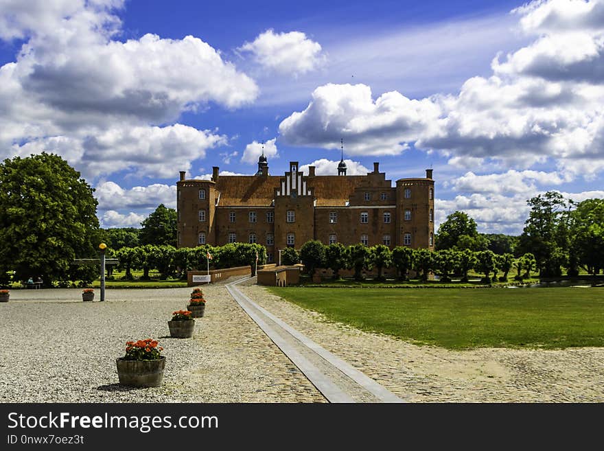 Sky, Cloud, Stately Home, Estate