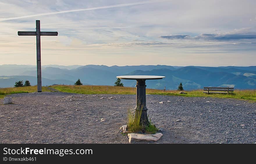 Sky, Cloud, Highland, Mountain