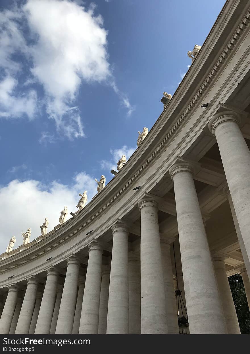 Sky, Landmark, Column, Daytime