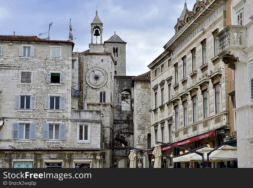 Town, Landmark, Building, City