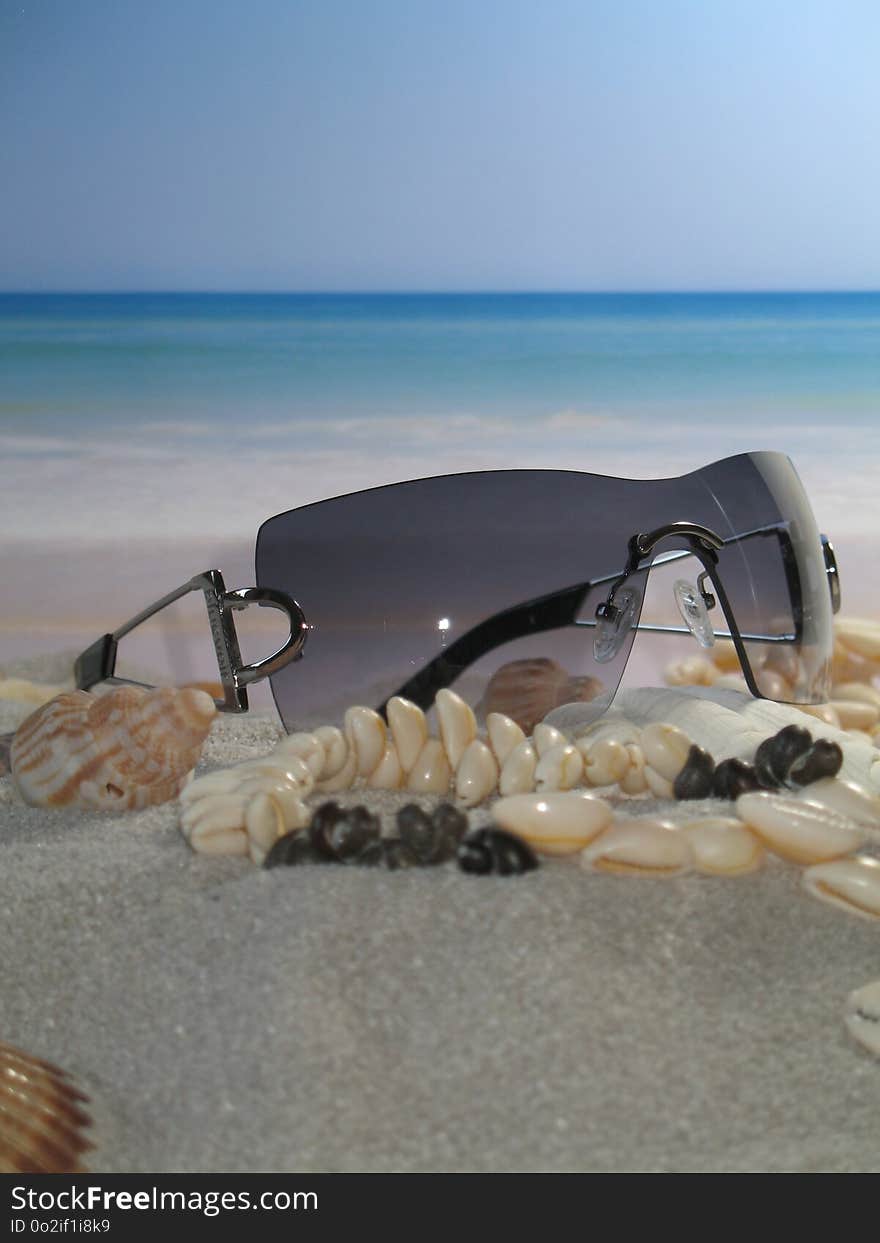 Eyewear, Sunglasses, Sea, Vision Care