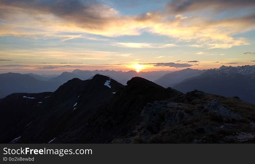 Sky, Mountain Range, Mountain, Mountainous Landforms