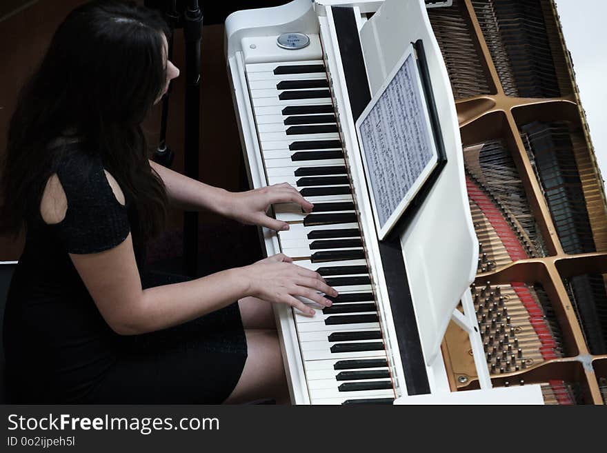 Piano, Musical Instrument, Keyboard, Technology