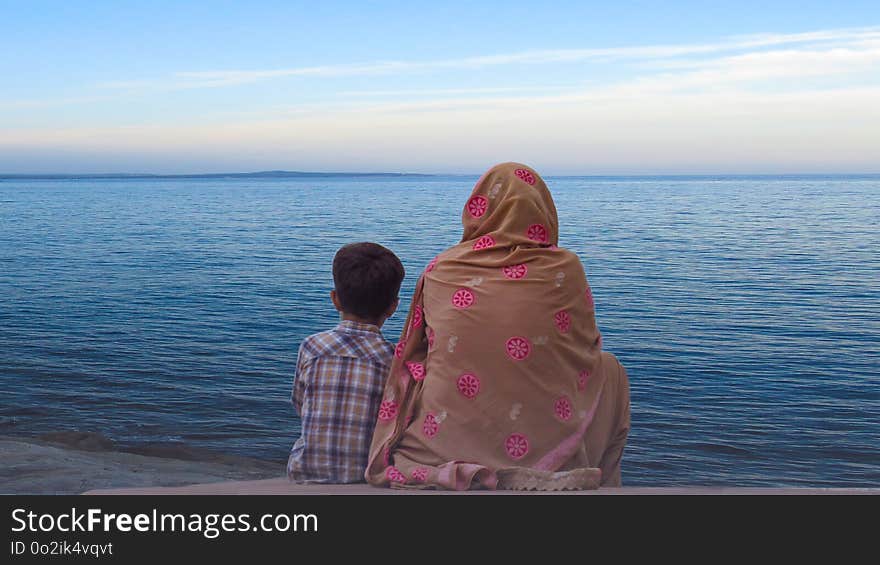 Sea, Body Of Water, Sky, Horizon