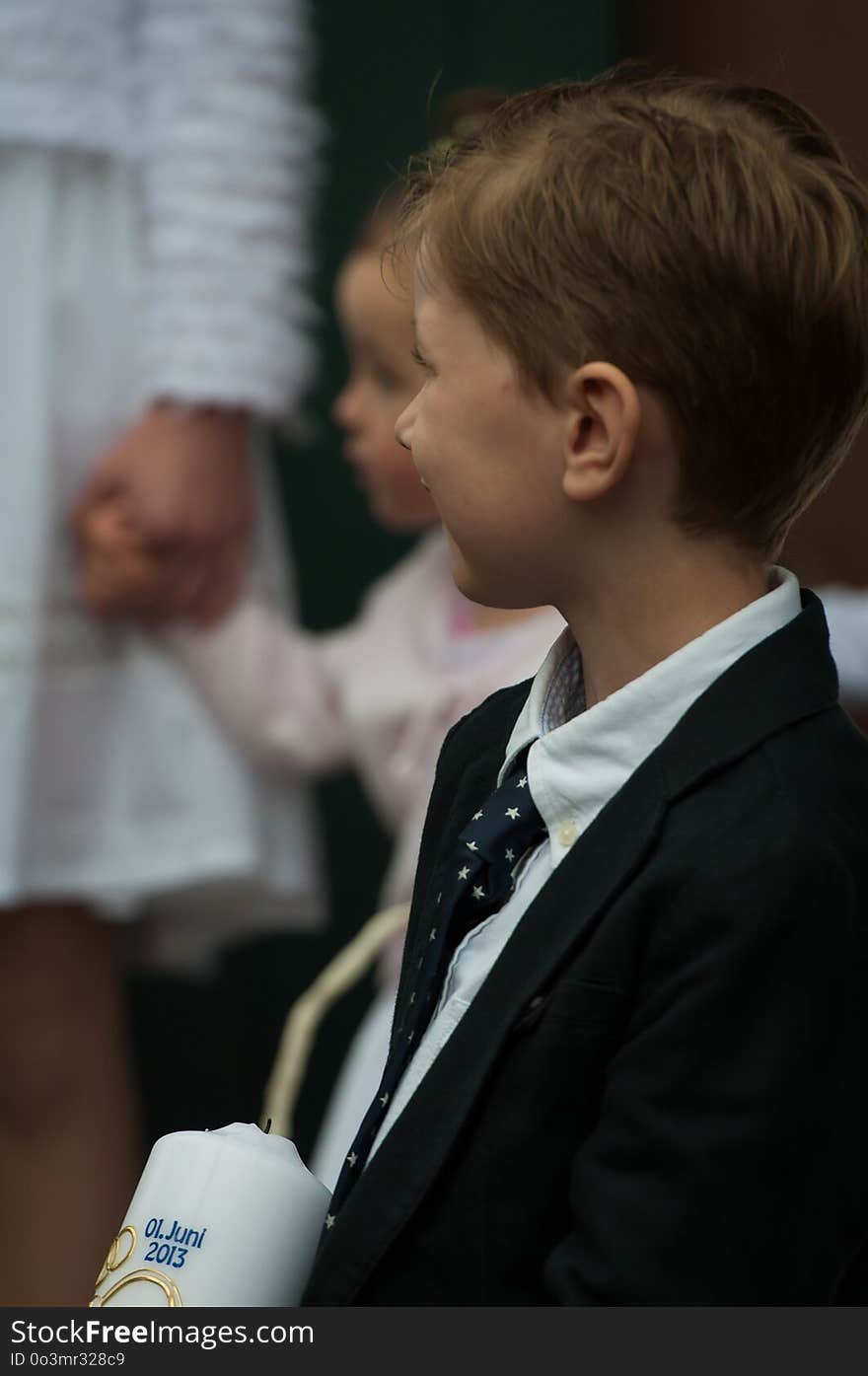 Hairstyle, Boy, Formal Wear, Suit