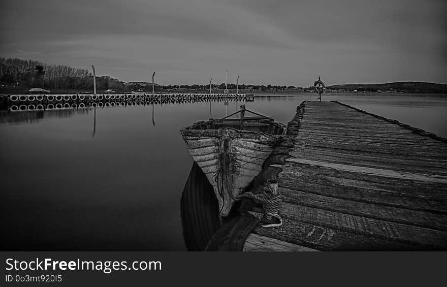 Water, Black And White, Monochrome Photography, Reflection