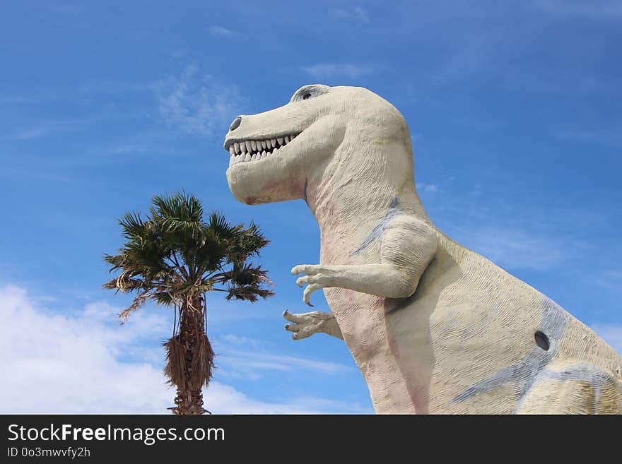 Sky, Dinosaur, Statue, Tyrannosaurus