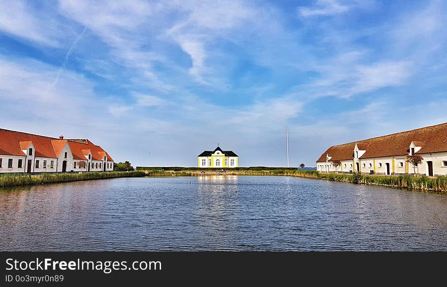 Waterway, Sky, Residential Area, Reflection